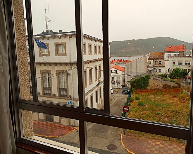 Piso en venta en Mugardos, A Coruña de 3 habitaciones