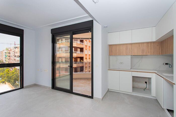 Casas en venta y pisos alquiler - 2