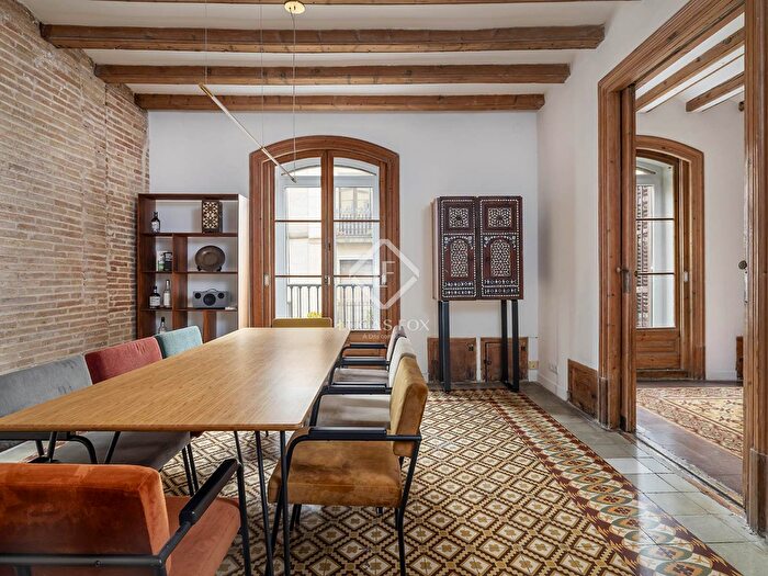 Piso en alquiler en Ciutat Vella, El Raval de 2 habitaciones