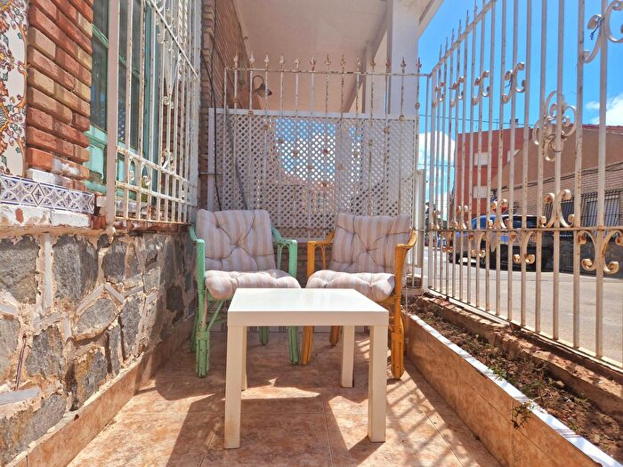 Casas en venta y pisos alquiler - 2