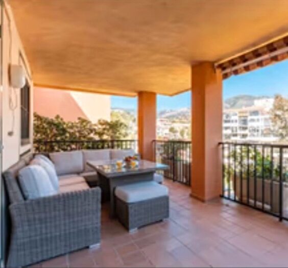 Piso en alquiler en Torreblanca del Sol, Fuengirola de 2 habitaciones