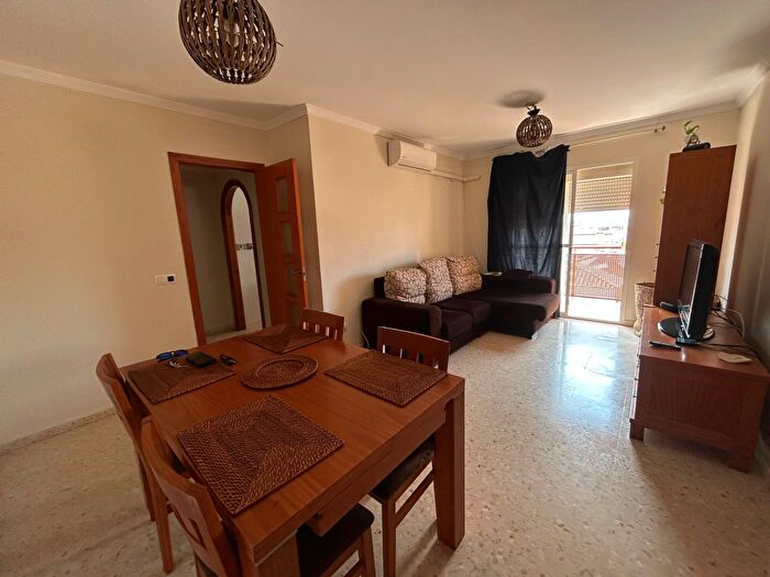 Piso en venta en La Banda Campo de Fútbol, Chiclana de la Frontera de 3 habitaciones