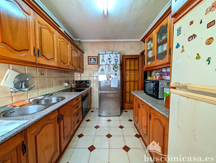 Casas en venta y pisos alquiler - 2