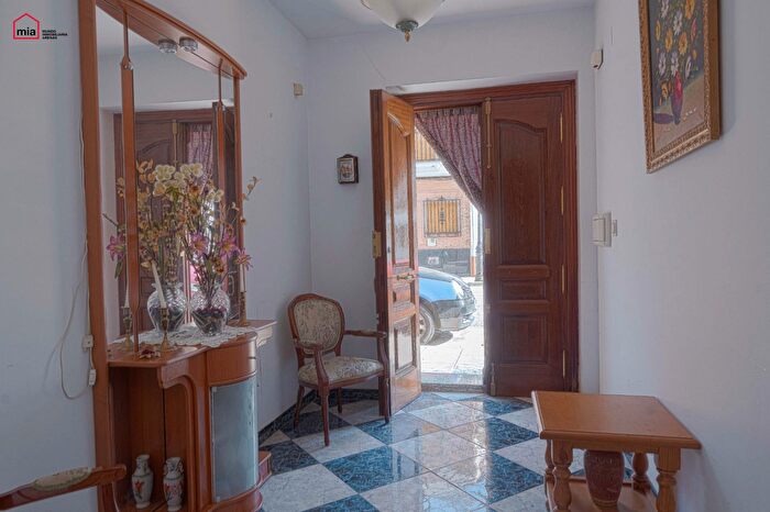 Casa en venta en Illora, Granada de 5 habitaciones