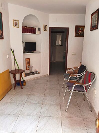 Casa en venta en Alcántara, Cáceres de 4 habitaciones