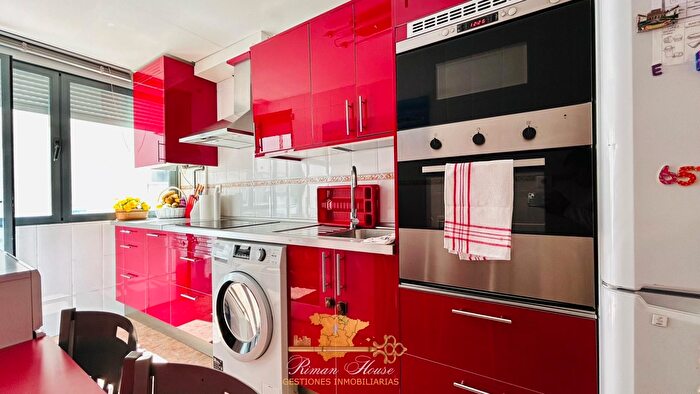 Casas en venta y pisos alquiler - 3