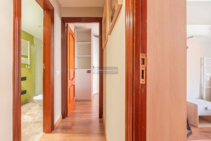 Casas en venta y pisos alquiler - 3