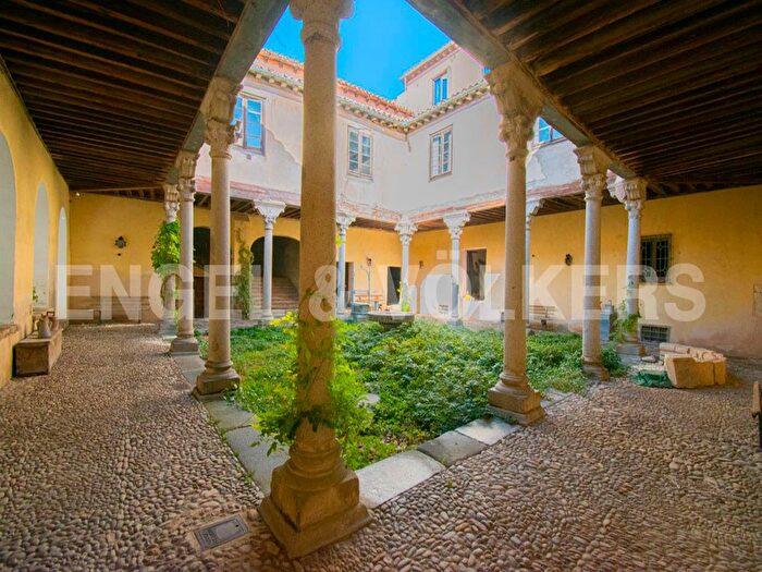 Casa en venta en Plaza Mayor San Agustín, Segovia Capital de 5 habitaciones