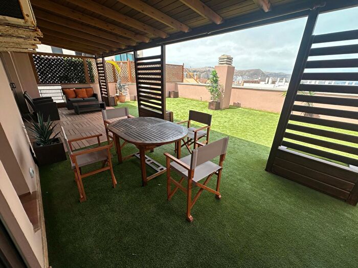 Piso en venta en Ciudad Alta, La Minilla de 4 habitaciones