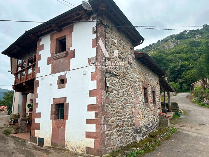 Casa en venta en Rionansa, Cantabria de 4 habitaciones