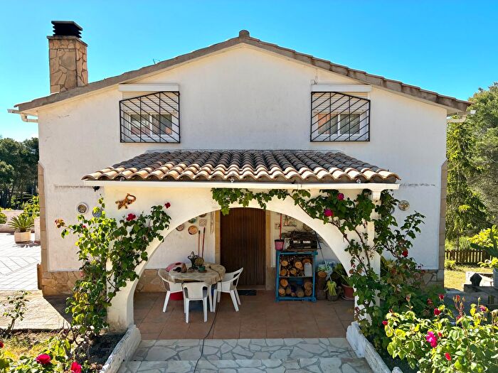 Casa en venta en Querol, Tarragona de 4 habitaciones