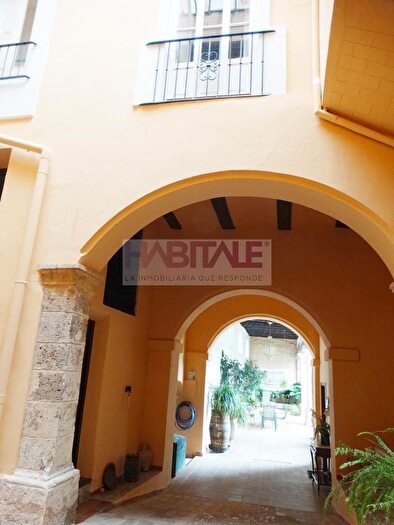 Casas en venta y pisos alquiler - 2