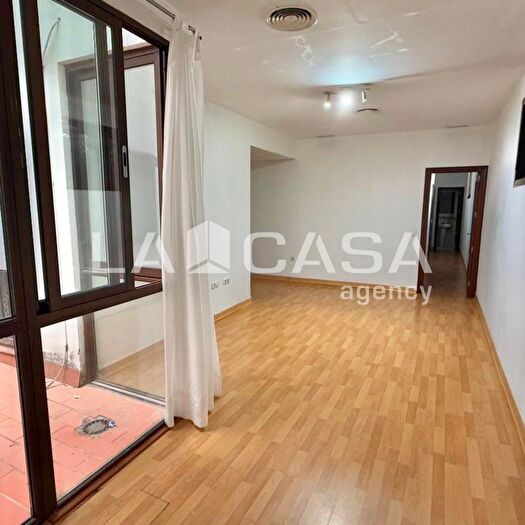 Casas en venta y pisos alquiler - 1