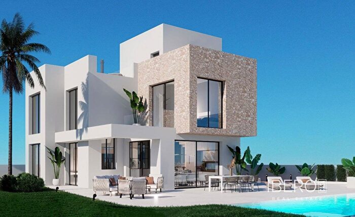 Casa en venta en Comunitat Valenciana, Alicante de 4 habitaciones