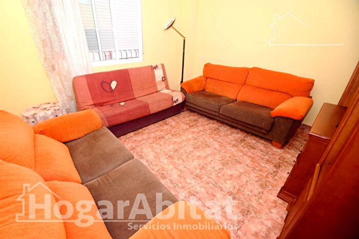 Casas en venta y pisos alquiler - 1