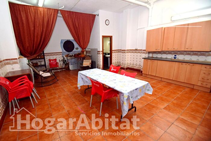 Casas en venta y pisos alquiler - 2