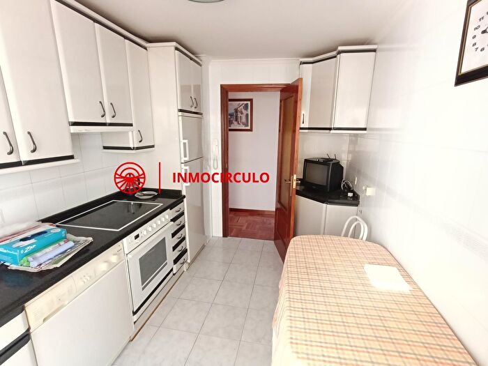 Casas en venta y pisos alquiler - 3