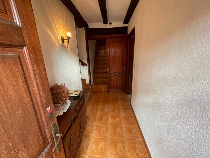 Casas en venta y pisos alquiler - 2