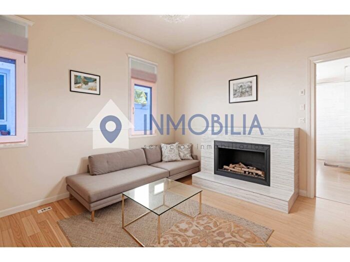 Casas en venta y pisos alquiler - 1