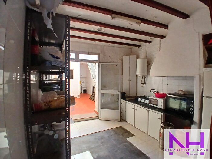 Casas en venta y pisos alquiler - 2