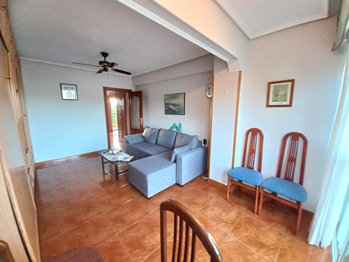 Casas en venta y pisos alquiler - 2