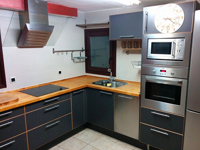 Casas en venta y pisos alquiler - 1