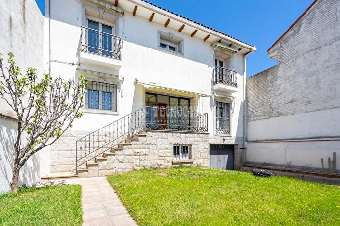 Casas en venta y pisos alquiler - 1