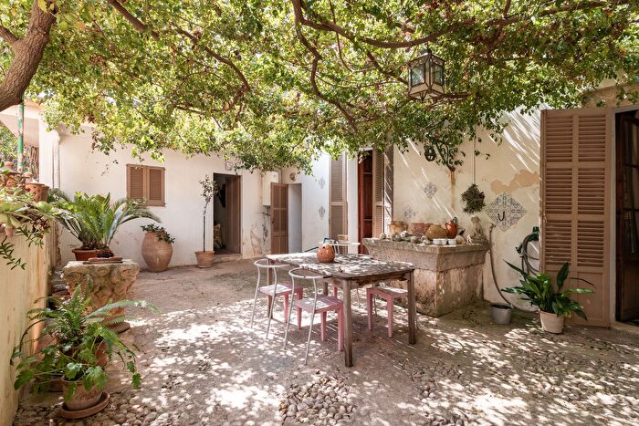 Casas en venta y pisos alquiler - 1