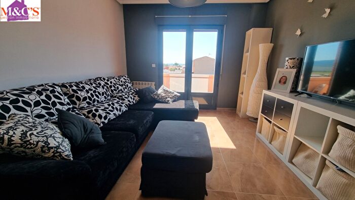 Casas en venta y pisos alquiler - 2