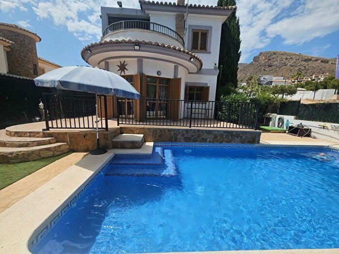 Casa en venta en Golf Bahía, Finestrat de 3 habitaciones