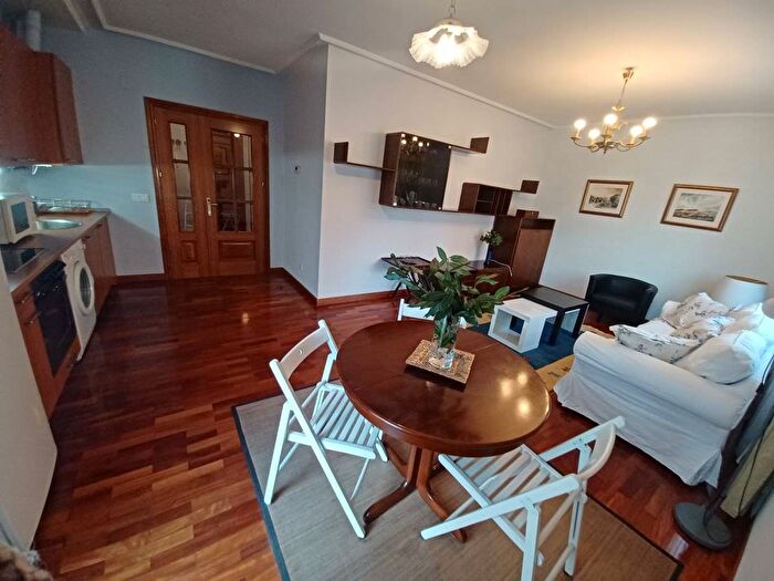 Casas en venta y pisos alquiler - 3