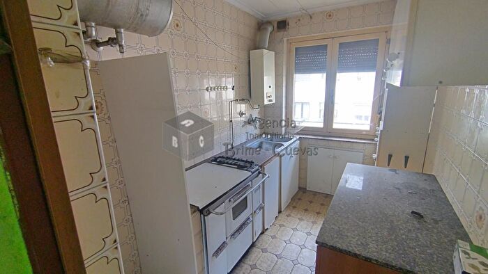 Casas en venta y pisos alquiler - 2