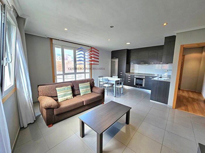 Casas en venta y pisos alquiler - 3