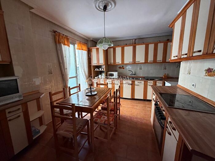 Casas en venta y pisos alquiler - 2
