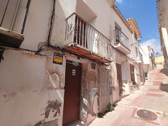 Casas en venta y pisos alquiler - 2