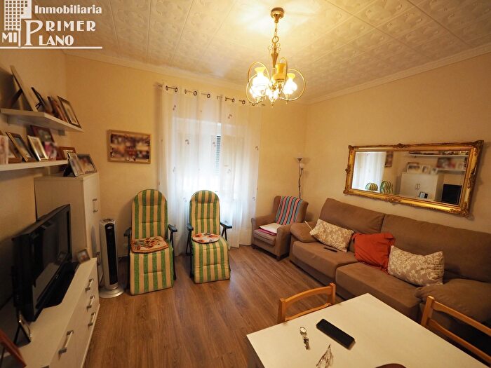 Casa en venta en Tomelloso, Ciudad Real de 5 habitaciones