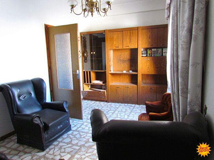 Casas en venta y pisos alquiler - 2