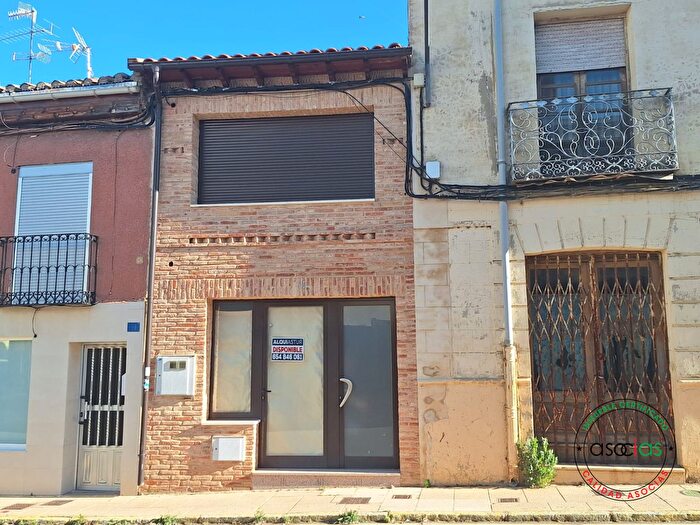 Casas en venta y pisos alquiler - 1