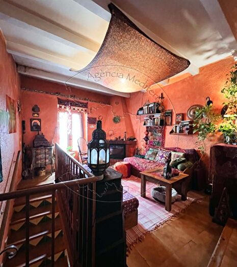 Casas en venta y pisos alquiler - 3