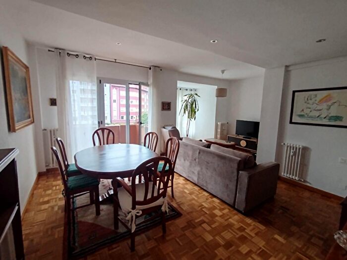 Casas en venta y pisos alquiler - 2