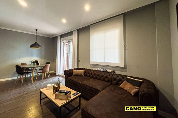 Casas en venta y pisos alquiler - 1