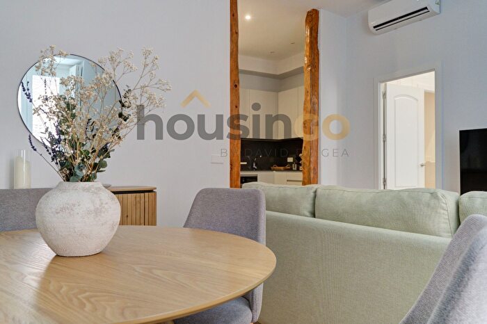 Casas en venta y pisos alquiler - 3
