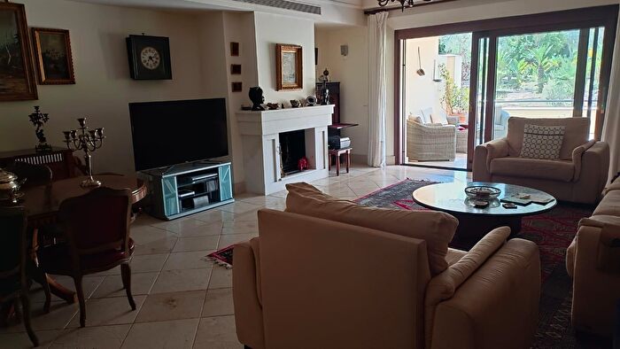 Piso en venta en Sotogrande Alto, Sotogrande de 2 habitaciones