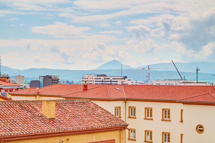 Casas en venta y pisos alquiler - 2