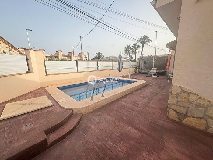Casas en venta y pisos alquiler - 1