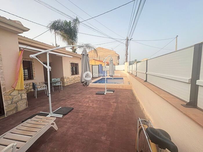 Casas en venta y pisos alquiler - 3