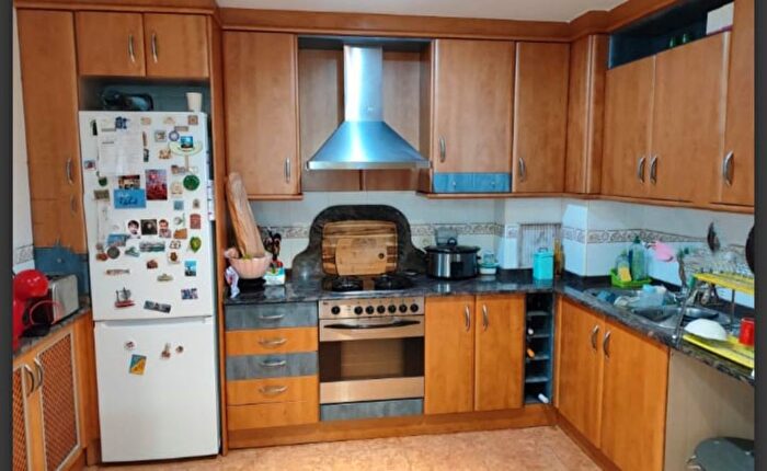 Casas en venta y pisos alquiler - 2