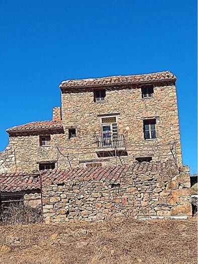 Casa en venta en Zucaina, Zucaina de 6 habitaciones