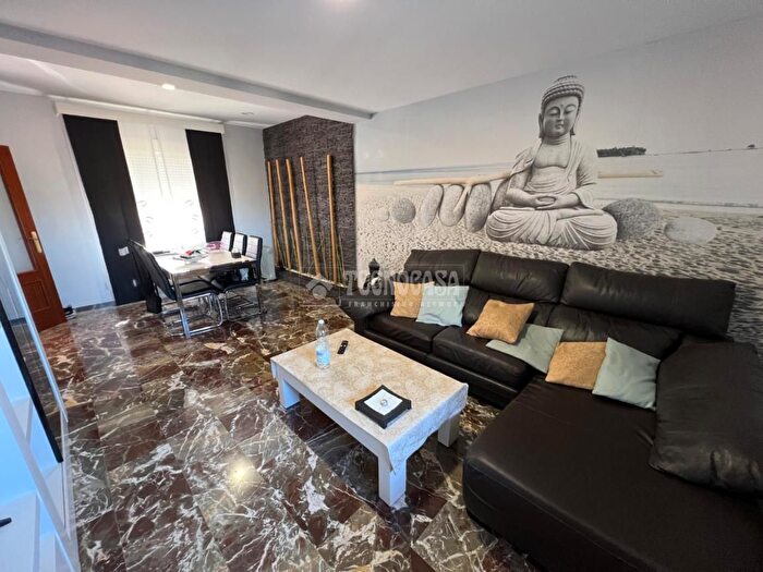 Casas en venta y pisos alquiler - 2