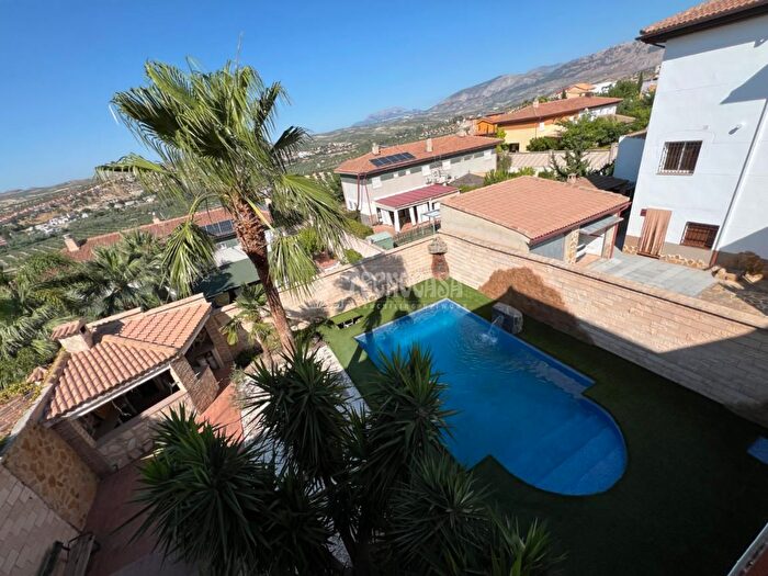 Casas en venta y pisos alquiler - 1
